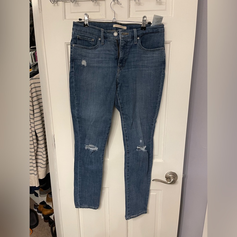 Levi's Women's Dark Blue Skinny Jeans